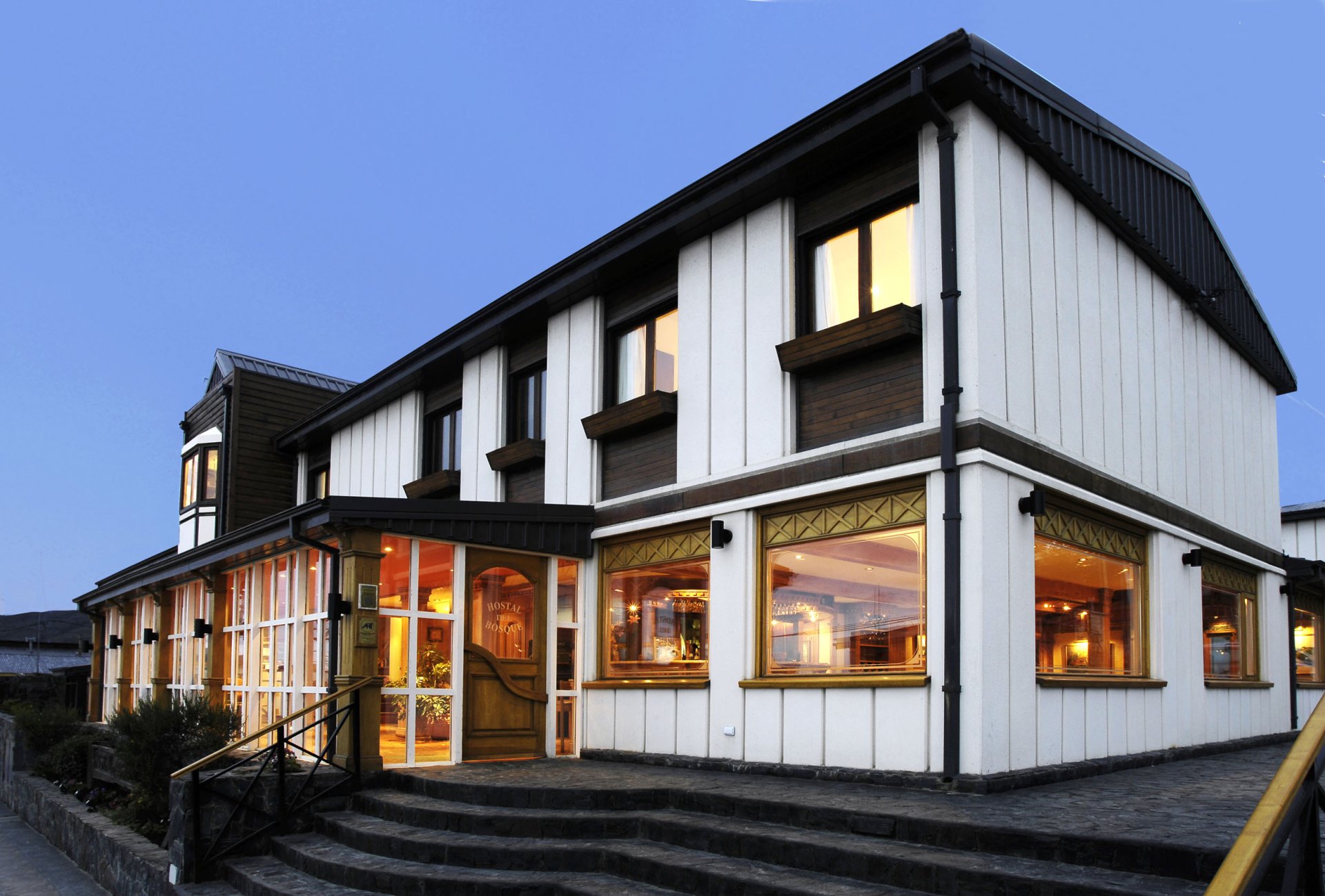 Foto Hostal Del Bosque 1