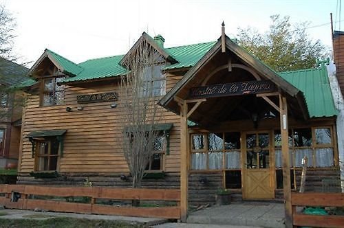 Foto Hostal De La Laguna 3